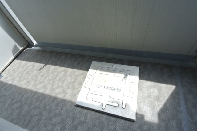 バルコニー バルコニー