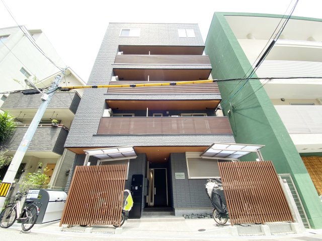 ルミナテラス上町台の外観