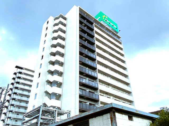 グランカーサ高井田