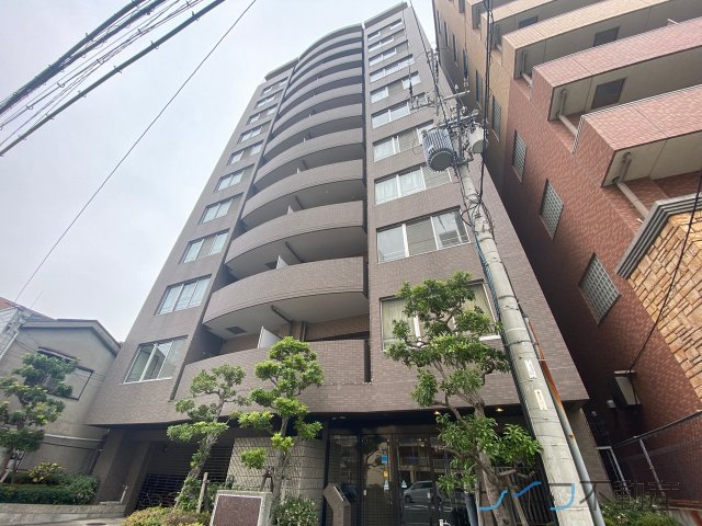 難波パークハウスの外観