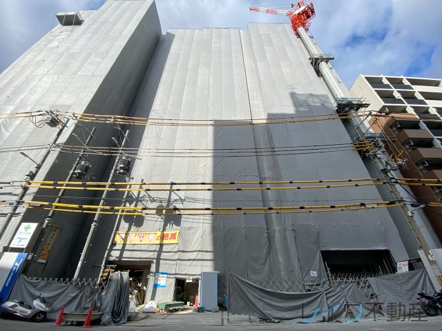 セレニテ難波グランデシュッドの外観