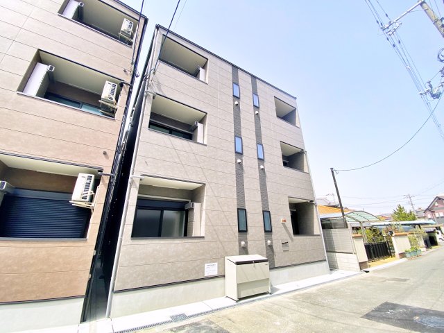 ミュゲット東部市場前