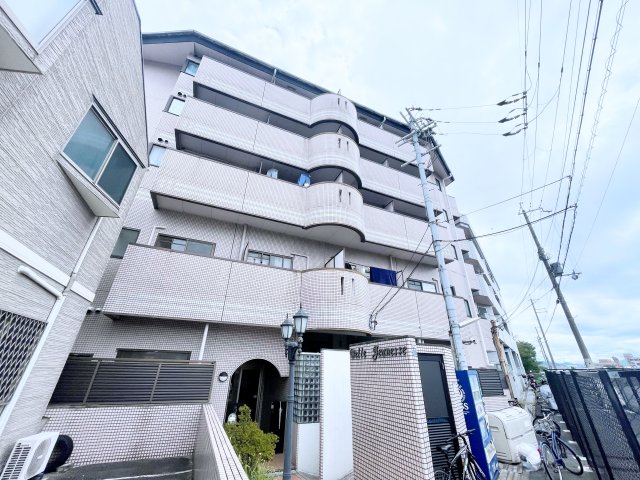 ベルジュネス