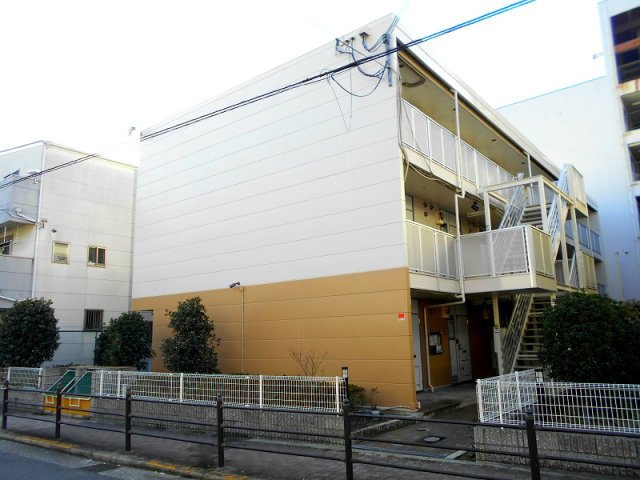 レオパレスプレミール　今川