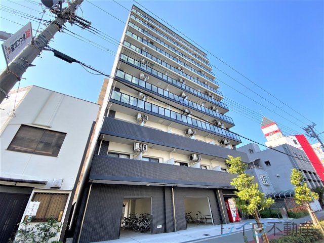 エグゼ大阪城の外観