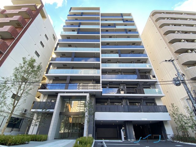 ルネフラッツ谷町四丁目の外観