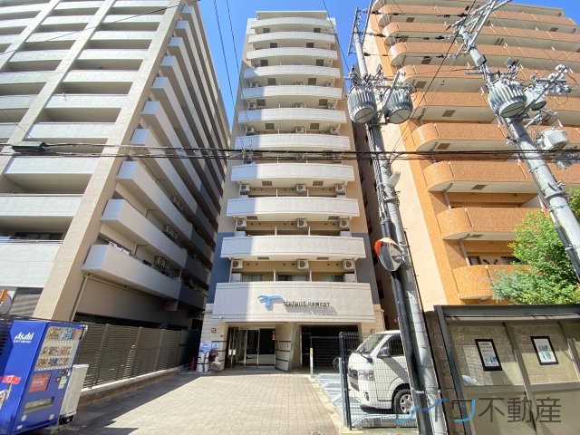 セレニテ日本橋ESTの外観