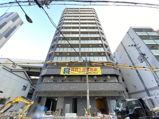 エステムコート堺筋本町の外観