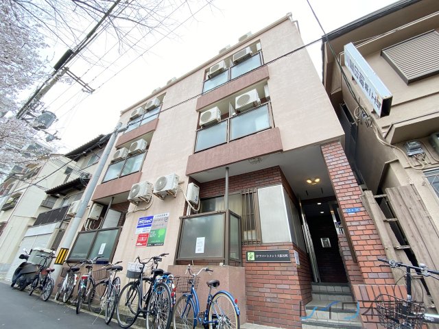 アパートメント大阪谷町の外観