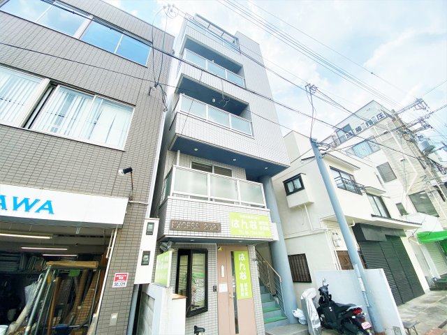エクセス2020の外観