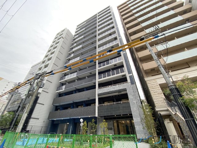 プレサンス堺筋本町エグゼブランの外観