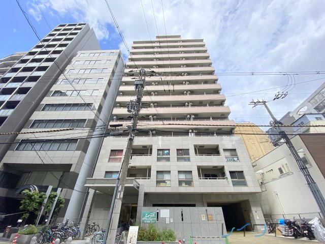 セントラル南船場の外観