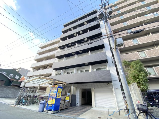 ウインズコート城東中央の外観