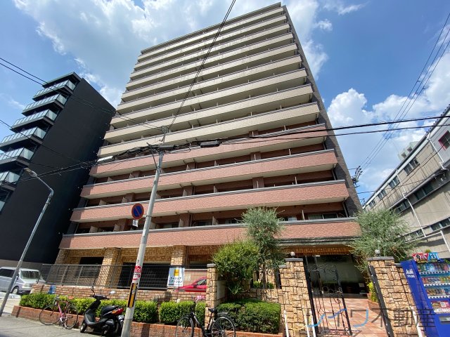 アーバネックス西長堀の外観