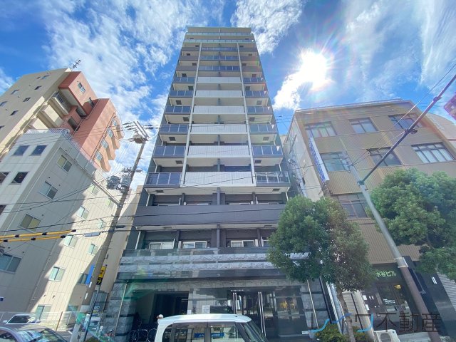 プレサンス玉造駅前ルージュの外観