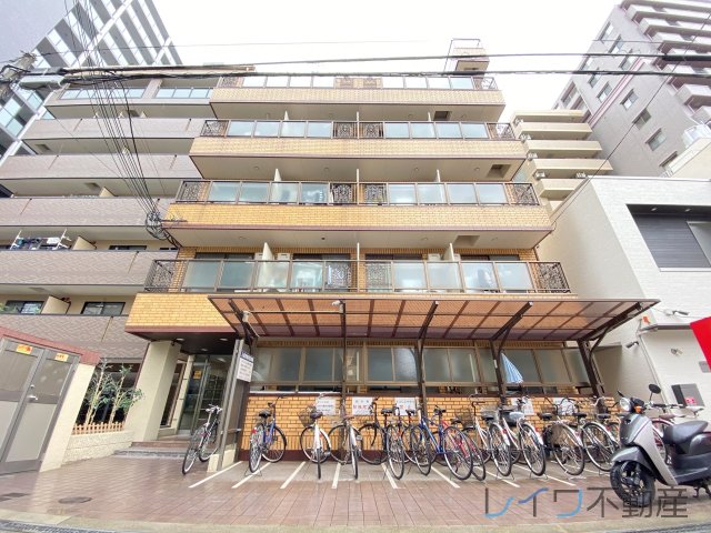 シャイニングスターの外観