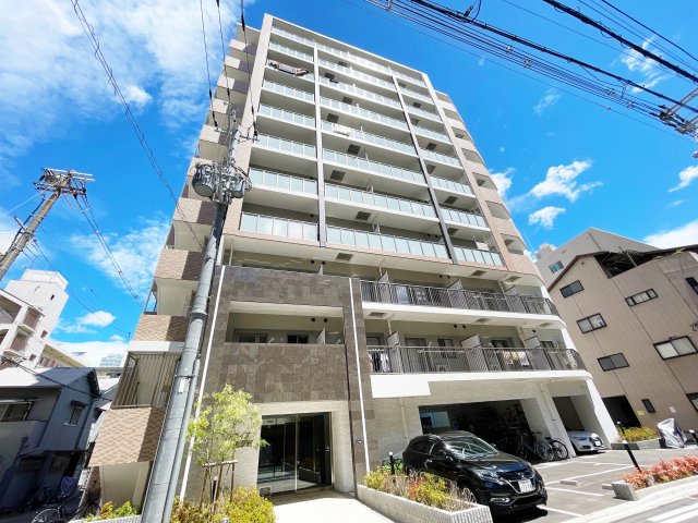 リアライズ布施駅前の外観