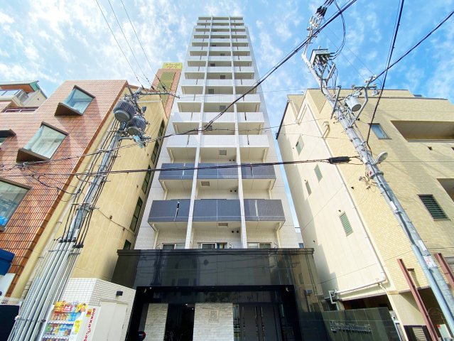 ピアグレース上本町の外観