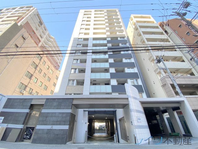 プライムアーバン堺筋本町の外観