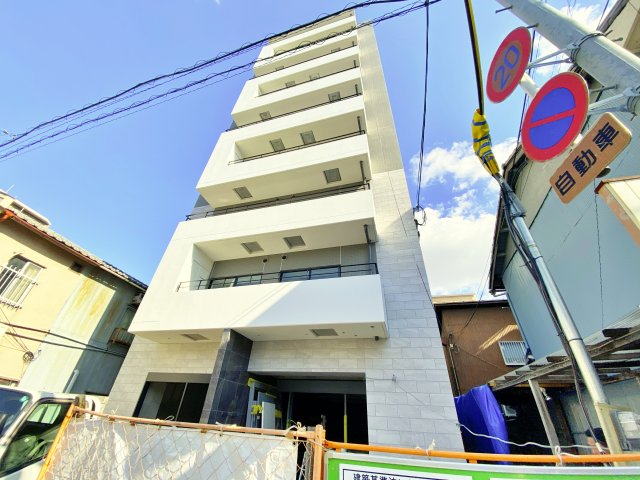 Krystal　Fimeth　2番館の外観