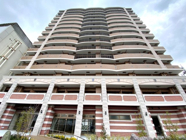  Luxe難波南の外観