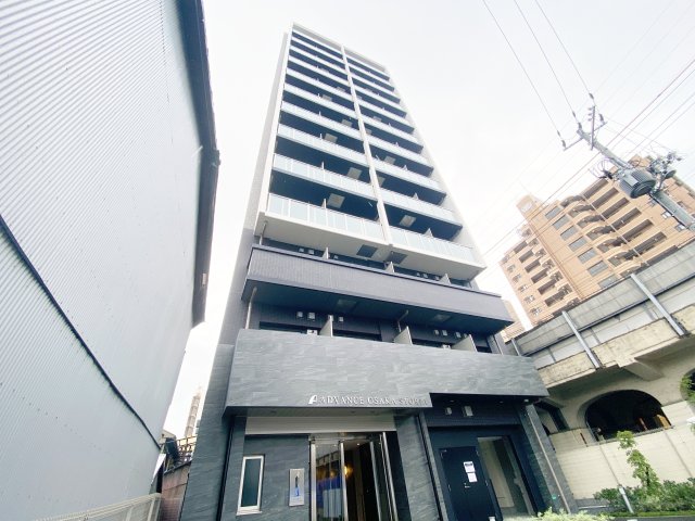 アドバンス大阪ストーリアの外観