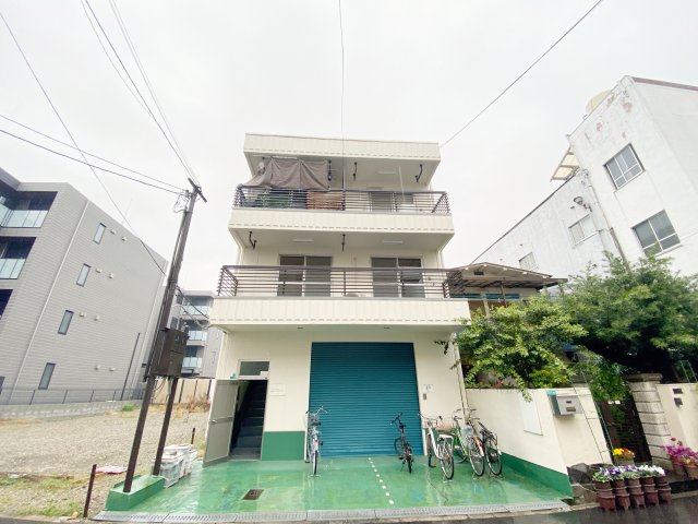 第3加島マンションの外観