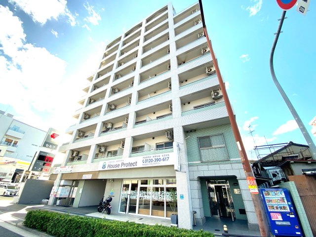 グランデージ今里の外観