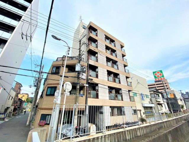 リビエール今里の外観