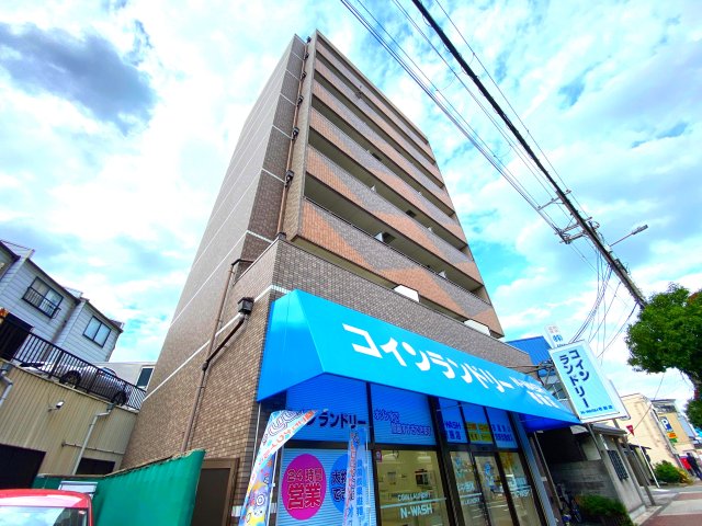ドミール新深江の外観