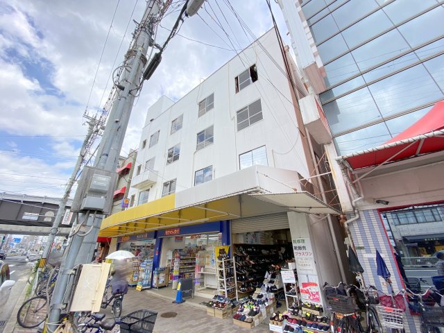 鴫野センタービルの外観