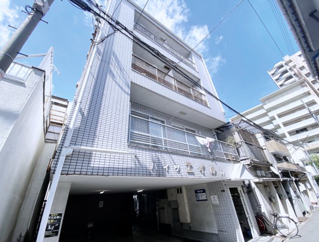 ハイツエイル11の外観