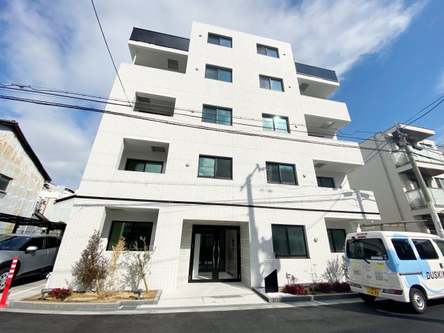 エス．フィールド奏