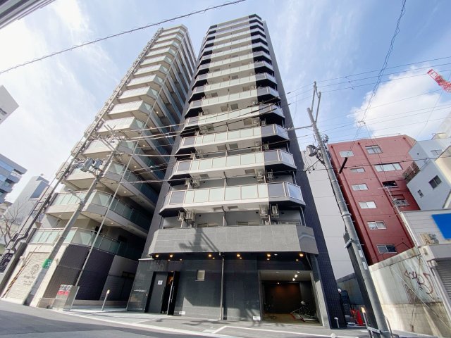 コンフォリア・リヴ谷町九丁目ソルテラス