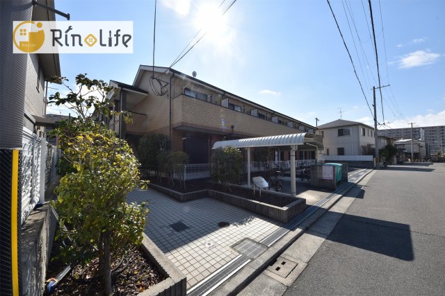 堺市東区引野町１丁の賃貸アパートの外観
