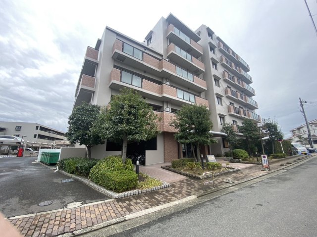 東急ドエルアルス泉北深井の外観