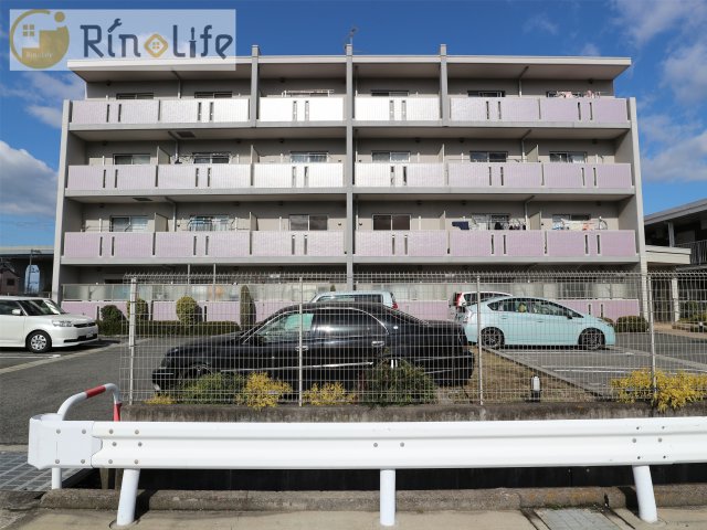 堺市中区平井の賃貸マンションの外観