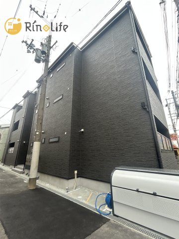 大阪市平野区長吉出戸４丁目の賃貸アパートの外観