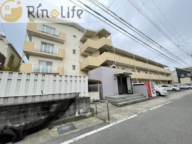 八尾市東山本新町８丁目の賃貸マンションの外観
