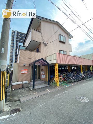 マンションタカトミの外観