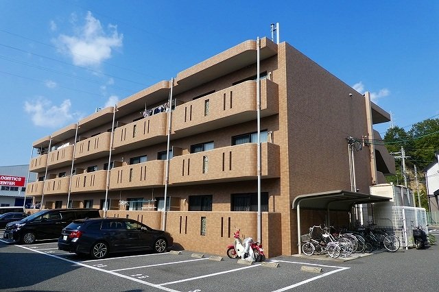サンウォークIIの外観
