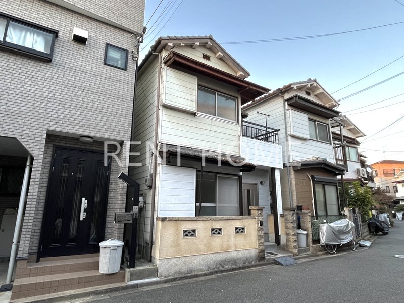 島泉7丁目戸建の外観