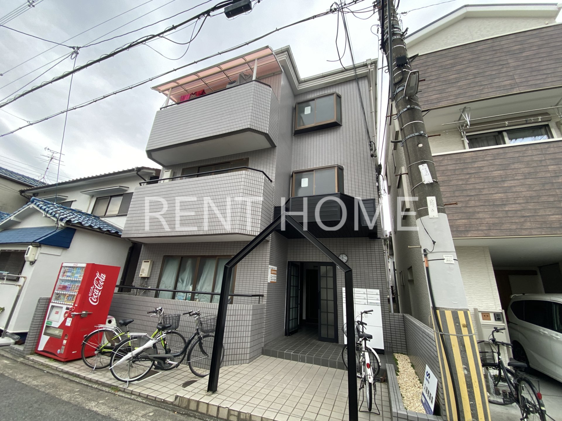 ローレルハイツの外観