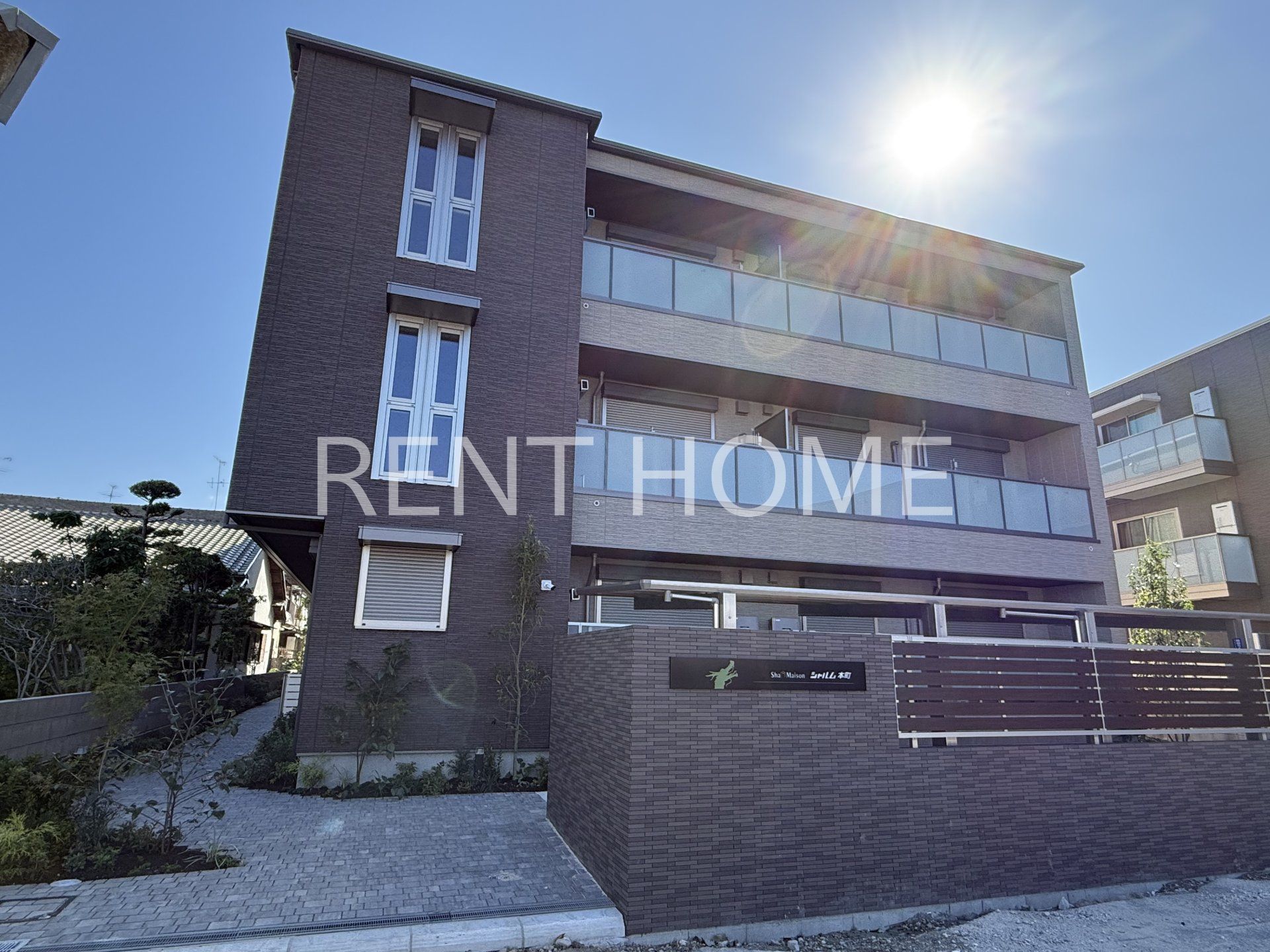 シャーメゾン　シャルム本町