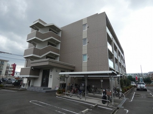 メゾンラフィネ