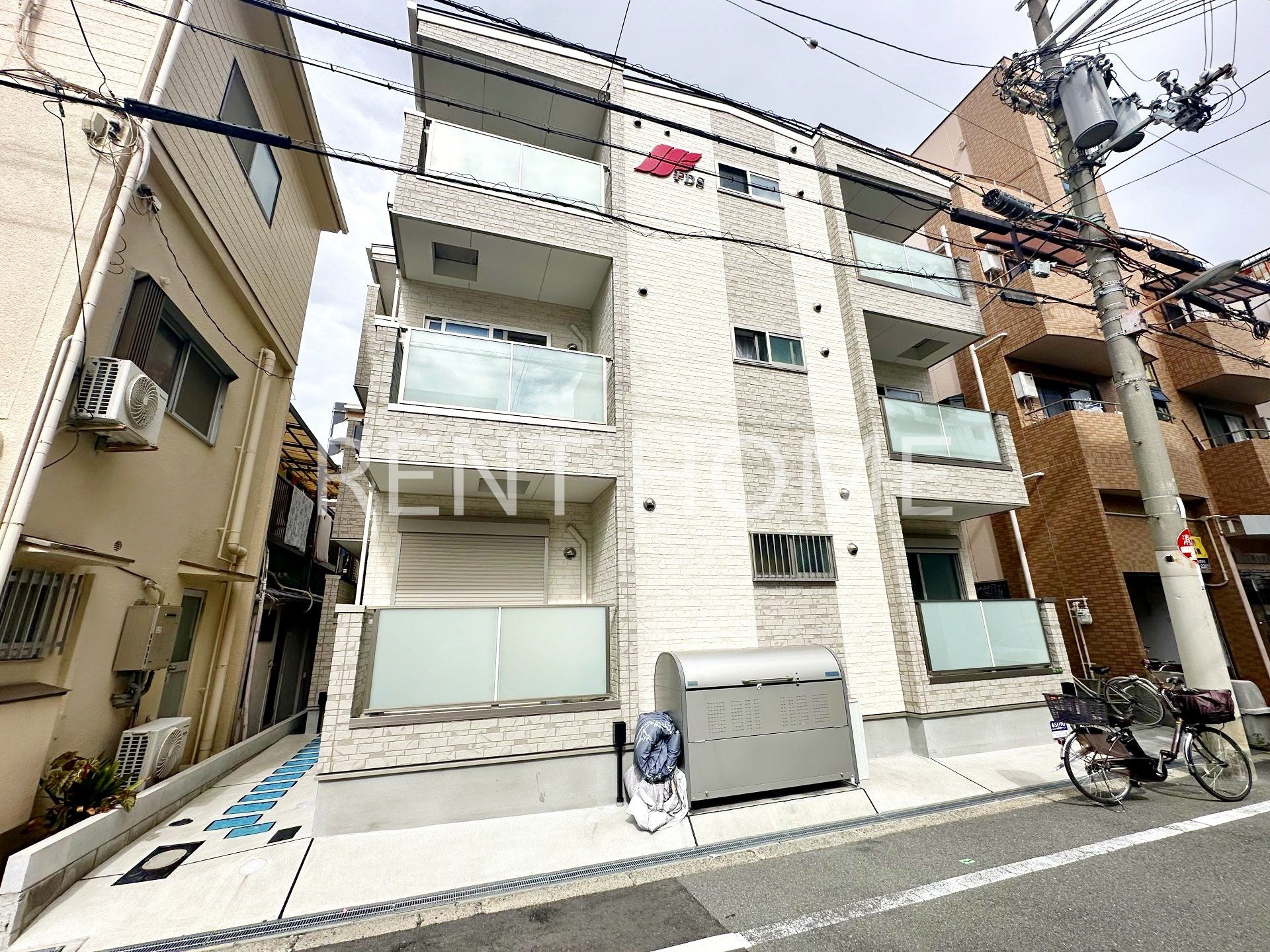 F asecia miraの外観