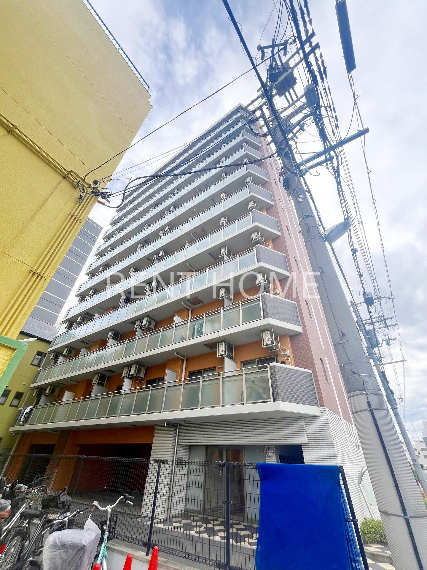 M’プラザ小阪駅前