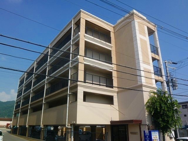 エイチ・ツーオー新町IIの外観