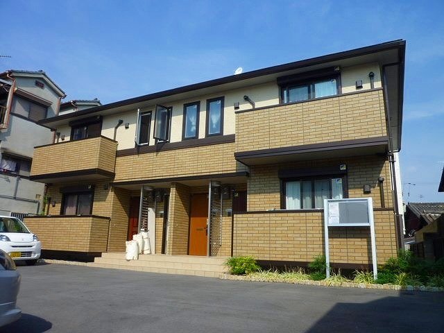 フォースクエアの外観