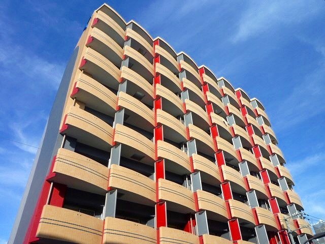 TLRレジデンス高井田の外観